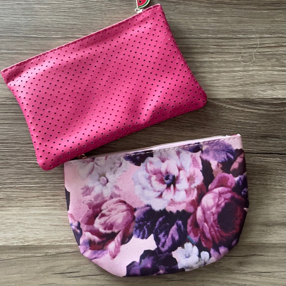 🆕 2 Makeup Bags Pink & Floral